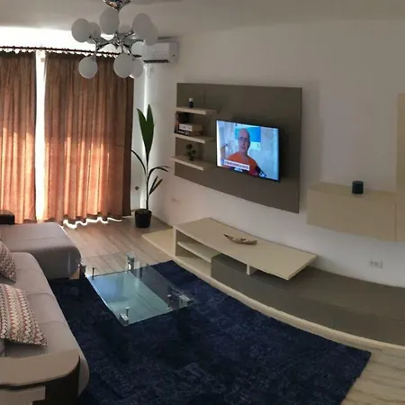 Apartament Mamaia Nord Catalina 1 *