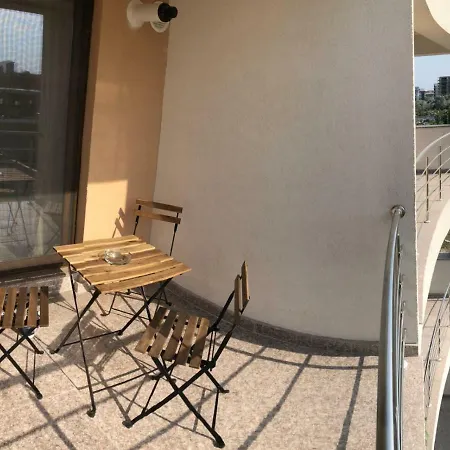 アパート Apartament Mamaia Nord Catalina 1 *